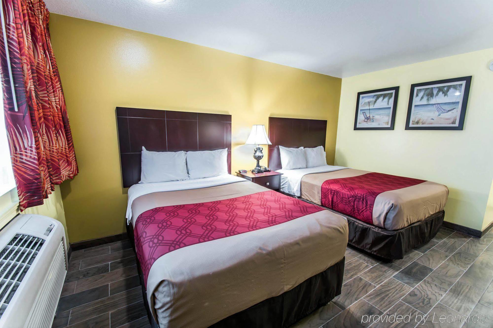 Econo Lodge Cocoa Beach - Near The Port מראה חיצוני תמונה